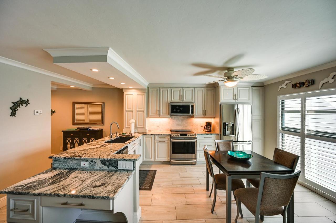Coastal Marco Island Condo With Club Amenities! ภายนอก รูปภาพ
